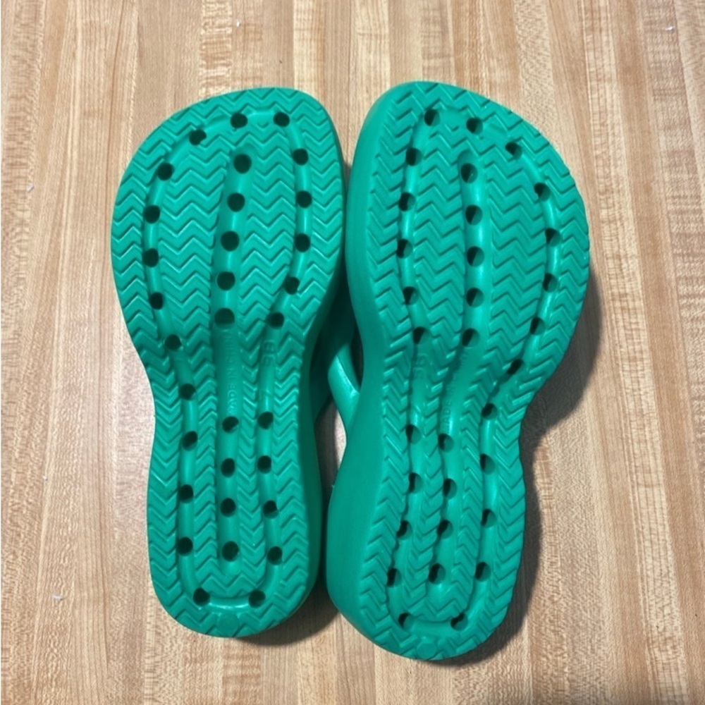 Saligna Women's Platform Flip Flop with Arch Support size 7 (38) - Picture 11 of 12